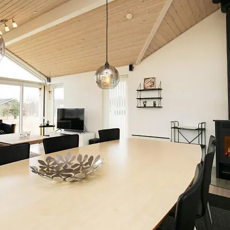 בית נופש 8 Person In Brovst-by Traum