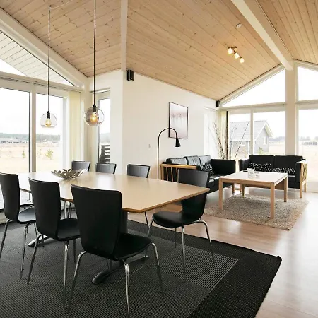 8 Person In Brovst-by Traum Brovst