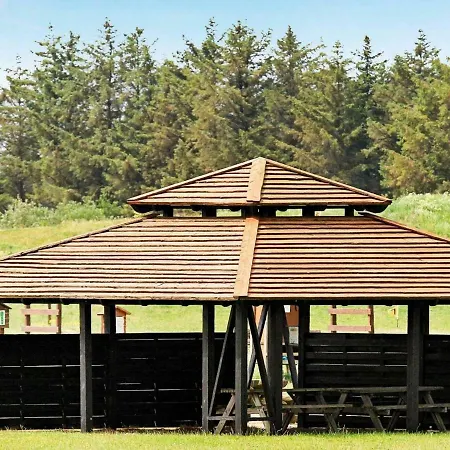 8 Person In Brovst-by Traum * ברובסט