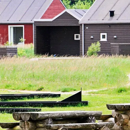 8 Person In Brovst-by Traum